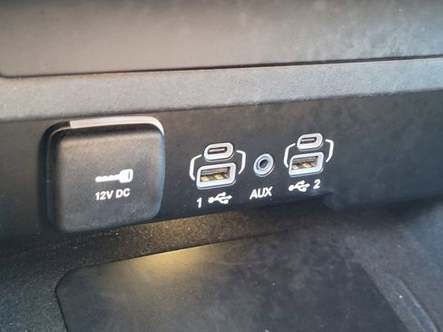 Used 2023 Jeep Grand Wagoneer L Series II AWD/4WD image 21