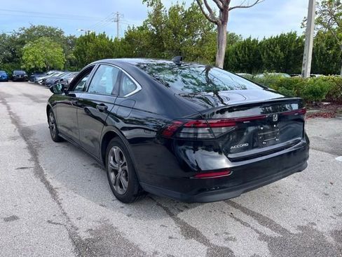 Used 2023 Honda Accord EX image 3