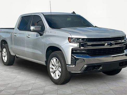 Used 2021 Chevrolet Silverado 1500 LT AWD/4WD image 3