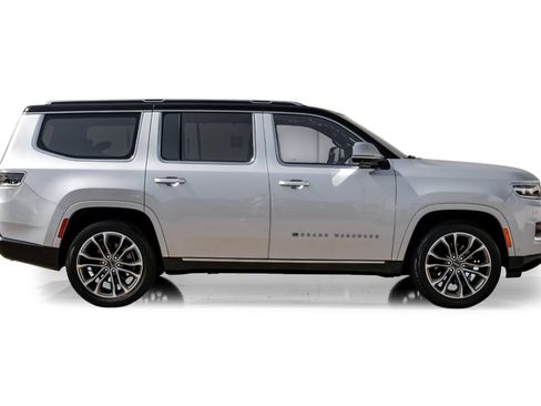 Used 2022 Jeep Grand Wagoneer Series III w/ Flexible Seating Group AWD/4WD image 7