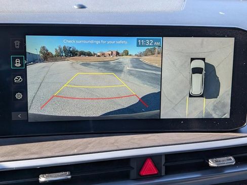 Used 2024 Kia Sorento SX Prestige w/ Sage Leather Package image 25