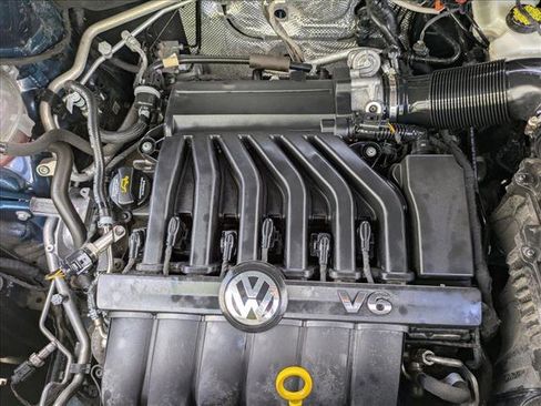 Used 2022 Volkswagen Atlas SEL Premium image 24