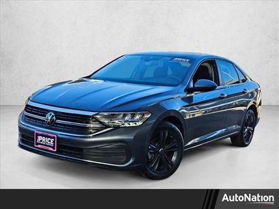 Used 2022 Volkswagen Jetta SE