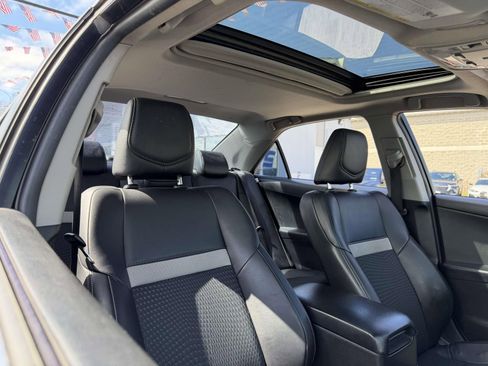 Used 2012 Toyota Camry SE image 10