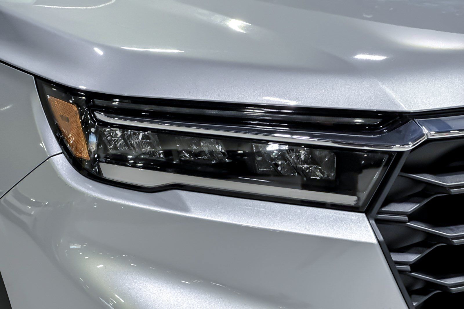 Used 2025 Honda Pilot EX-L image 12