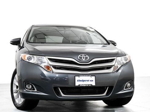 Used 2013 Toyota Venza LE FWD image 3
