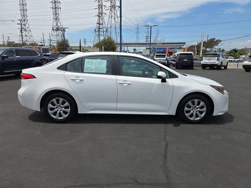 Used 2022 Toyota Corolla LE FWD image 26