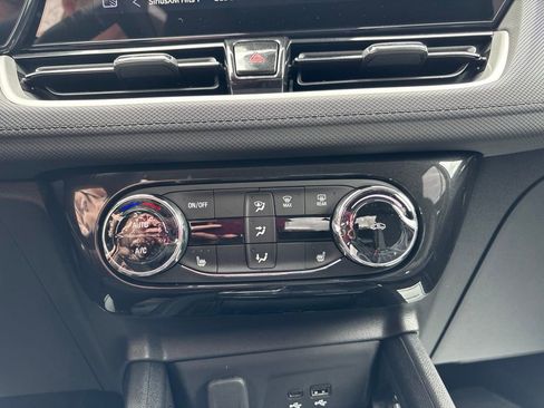 New 2026 Chevrolet TrailBlazer LT w/ Convenience Package FWD image 17