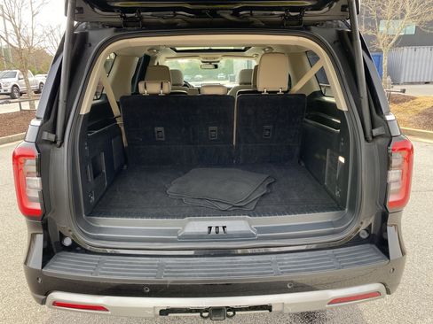 Used 2024 Ford Expedition Max Limited image 49