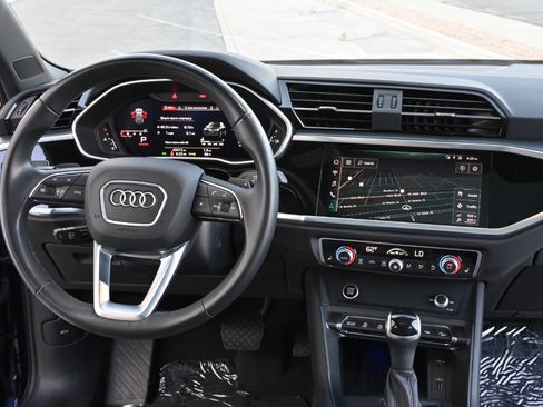 Used 2021 Audi Q3 2.0T Premium Plus w/ Premium Plus Package AWD/4WD image 21