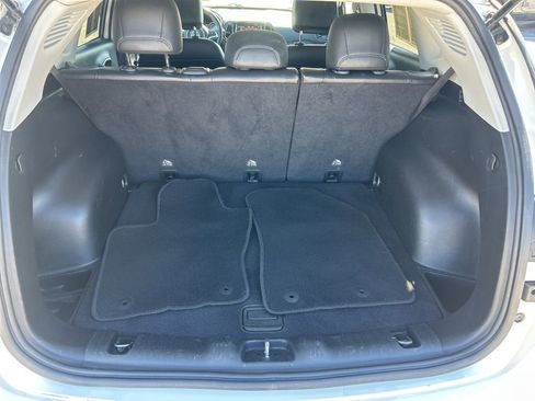 Used 2020 Jeep Compass Limited image 29