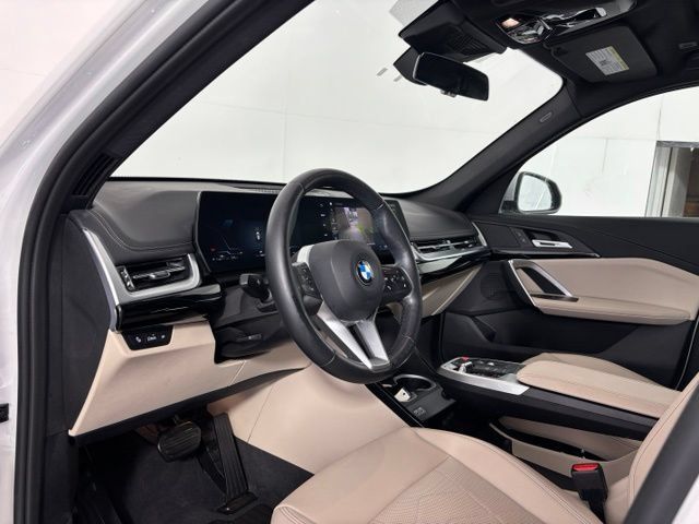 Used 2023 BMW X1 xDrive28i w/ Convenience Package AWD/4WD image 9