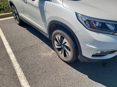 Used 2016 Honda CR-V Touring image 4