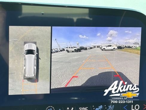 New 2026 Chevrolet Suburban Premier w/ Sun And Tow Package AWD/4WD image 29