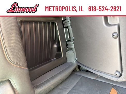 Used 2024 GMC Sierra 2500 AT4 w/ AT4 Premium Plus Package AWD/4WD image 15