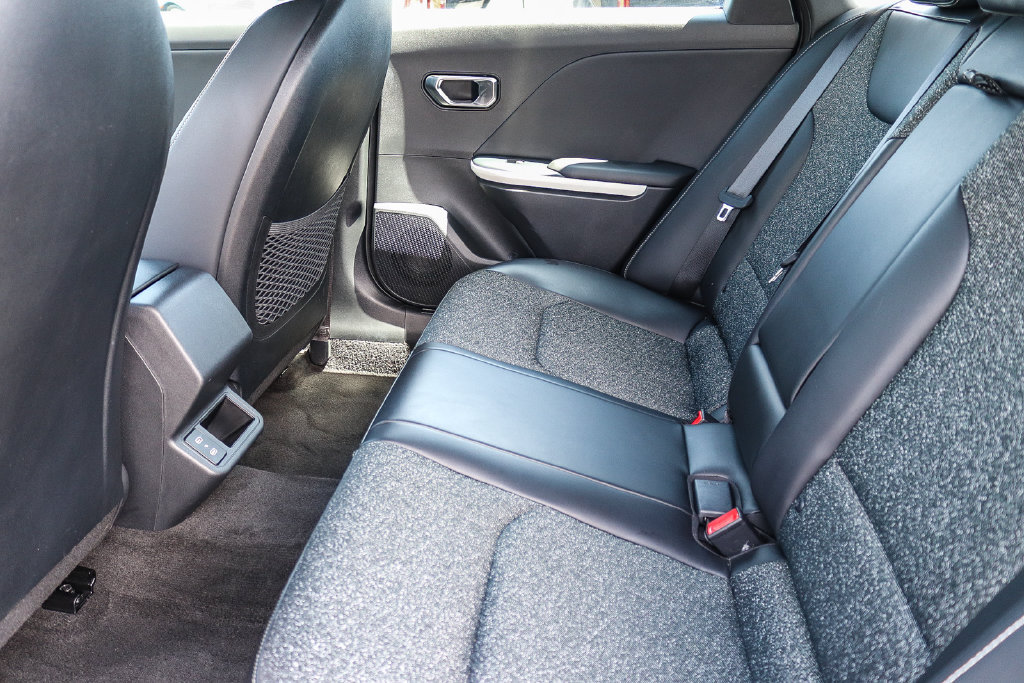 Used 2025 Kia K4 GT-Line FWD image 16