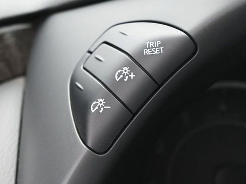 Used 2023 Nissan Armada Platinum w/ Captain's Chairs Package image 42