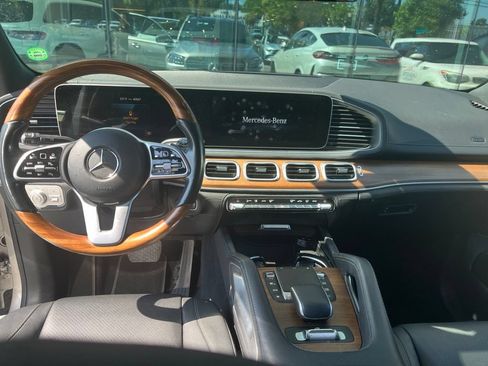 Certified 2022 Mercedes-Benz GLS 450 4MATIC image 9