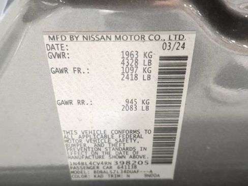 Used 2024 Nissan Altima 2.5 SR w/ SR Premium Package FWD image 17