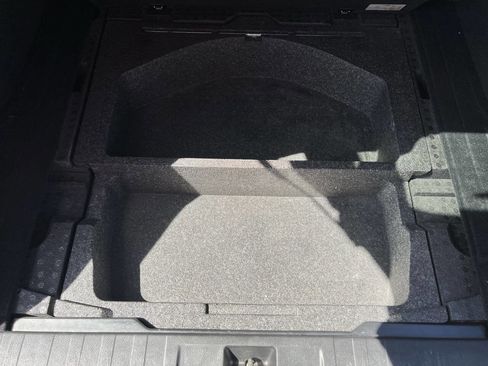 Used 2011 Subaru Outback 3.6R Limited w/ PWR Moonroof Pkg AWD/4WD image 29