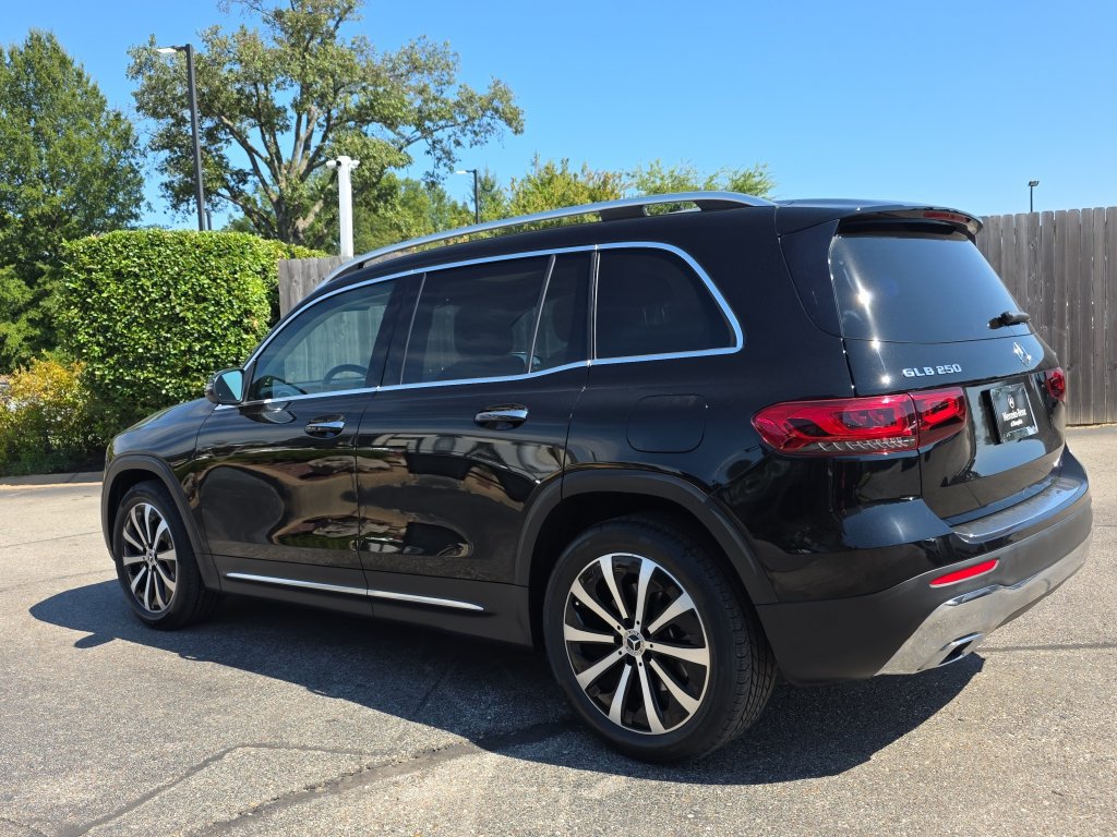 Certified 2022 Mercedes-Benz GLB 250 4MATIC image 3