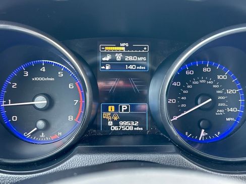 Used 2017 Subaru Outback 2.5i Premium image 11