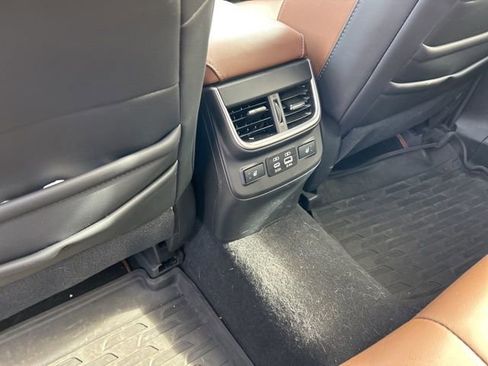 Used 2024 Subaru Outback Touring XT image 12