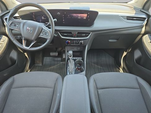 Certified 2024 Buick Encore GX Preferred AWD/4WD image 11