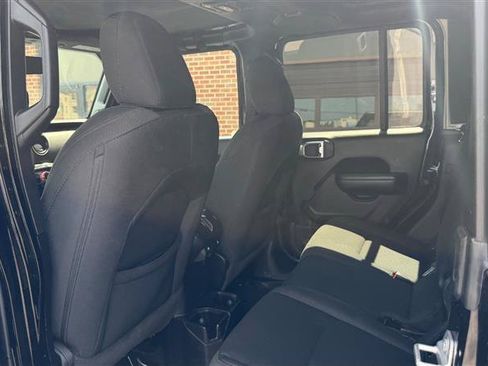 Used 2021 Jeep Gladiator Sport AWD/4WD image 15