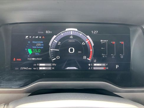 Used 2024 Toyota Tundra Limited AWD/4WD image 25