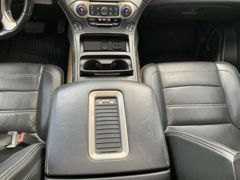Used 2018 GMC Yukon XL Denali w/ Denali Ultimate Package AWD/4WD image 49