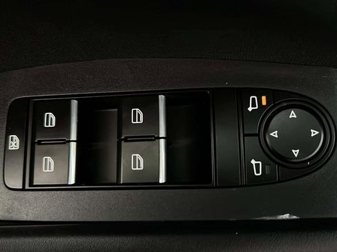 Used 2021 MAZDA MAZDA3 s image 45