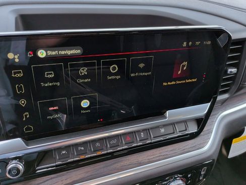 New 2026 GMC Sierra 1500 SLT AWD/4WD image 29