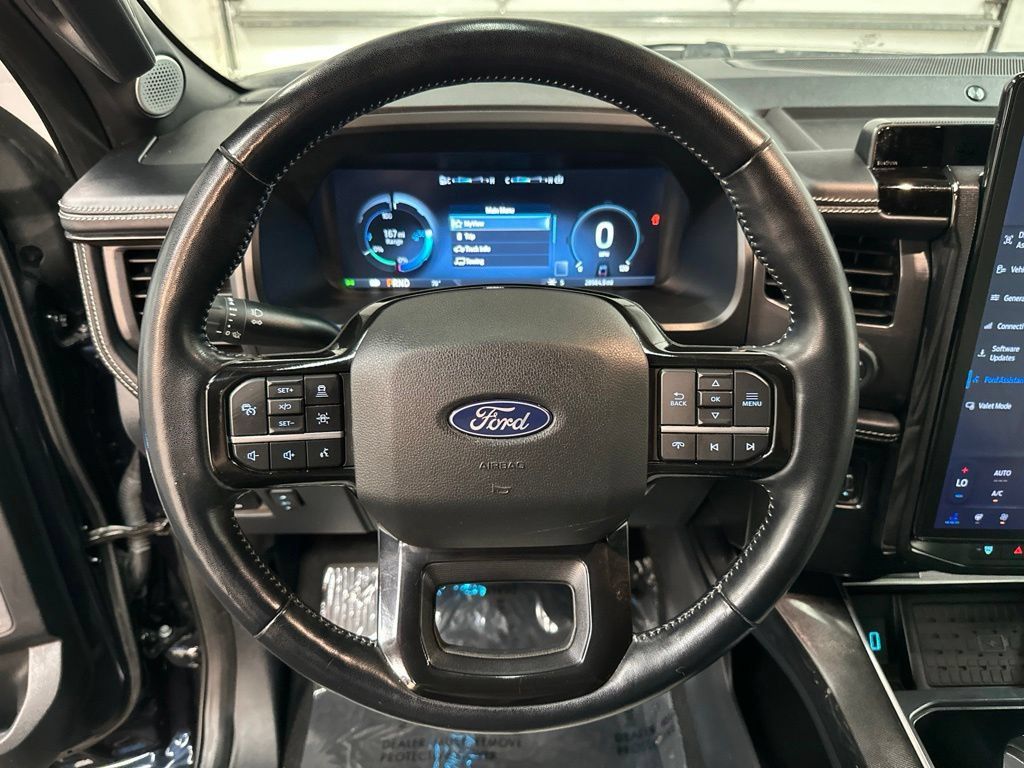 Used 2024 Ford F150 Lightning Platinum AWD/4WD image 15