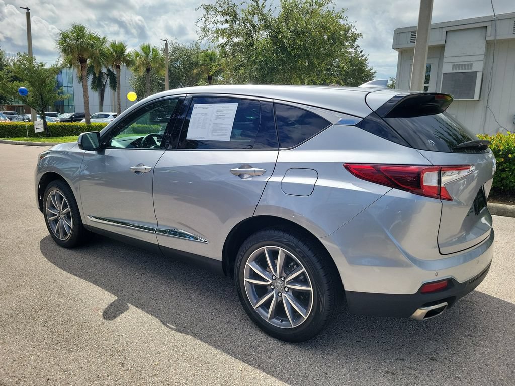 Used 2023 Acura RDX w/ Technology Package FWD image 4