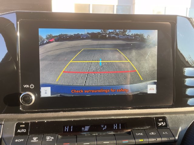 Used 2025 Toyota Camry SE FWD image 21