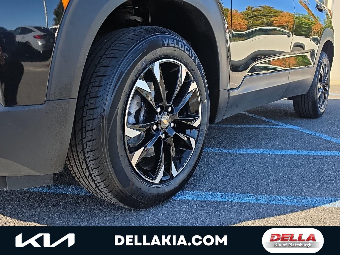 Used 2023 Chevrolet TrailBlazer LT w/ Driver Confidence Package AWD/4WD image 12