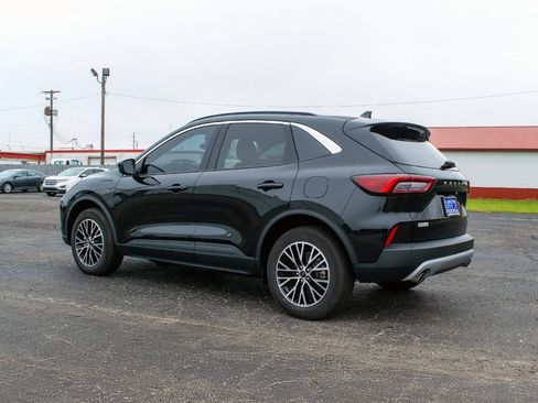 Used 2024 Ford Escape SE image 9