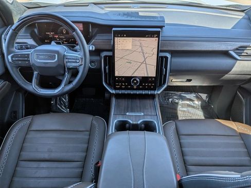 Used 2026 GMC Acadia Denali Ultimate w/ LPO, Floor Liner Package image 18