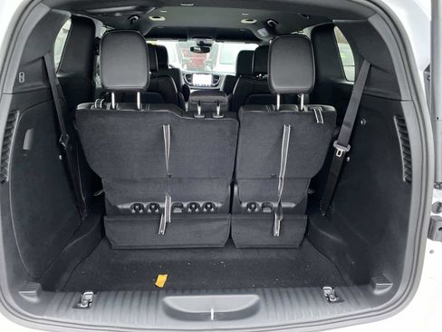 New 2026 Chrysler Pacifica Select image 5