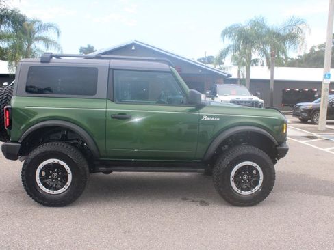 Used 2024 Ford Bronco Big Bend w/ Sasquatch Package AWD/4WD image 5