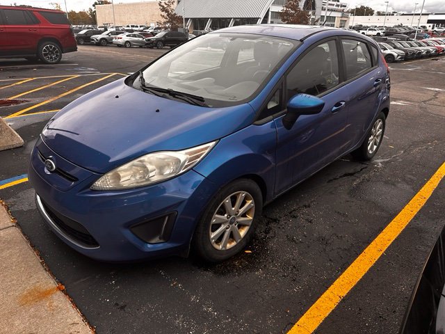 Used 2011 Ford Fiesta SE w/ 203A Rapid Spec Order Code FWD image 2