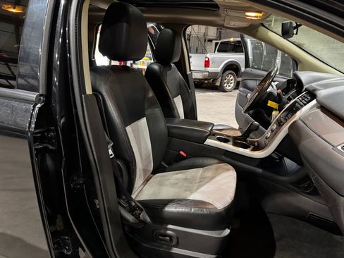 Used 2014 Ford Edge SEL w/ Equipment Group 205A AWD/4WD image 28