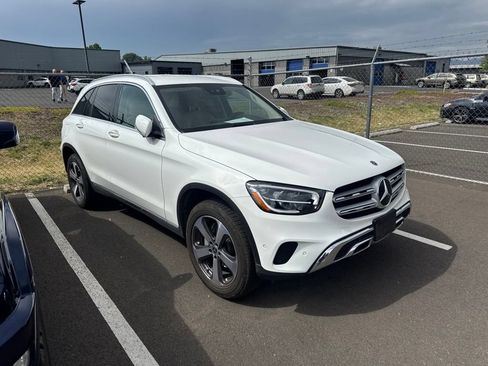 Used 2022 Mercedes-Benz GLC 300 4MATIC image 4