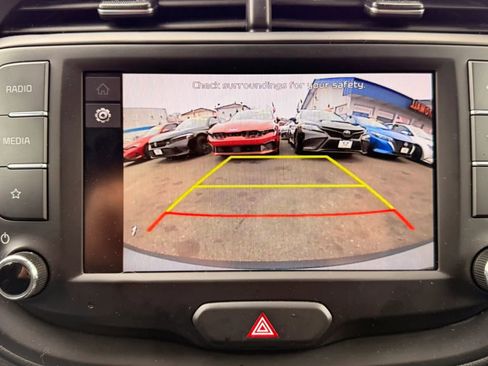 Used 2025 Kia Soul LX w/ LX Technology Package image 23