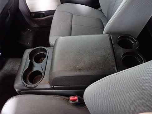 Used 2013 Ford F150 XLT w/ Mid Equipment Group AWD/4WD image 24
