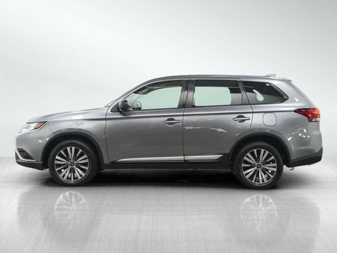 Used 2019 Mitsubishi Outlander ES AWD/4WD image 2
