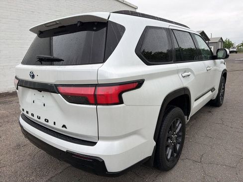 Used 2023 Toyota Sequoia Platinum AWD/4WD image 2