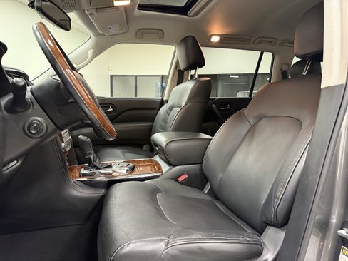 Used 2018 INFINITI QX80 2WD w/ Driver Assistance Package image 13