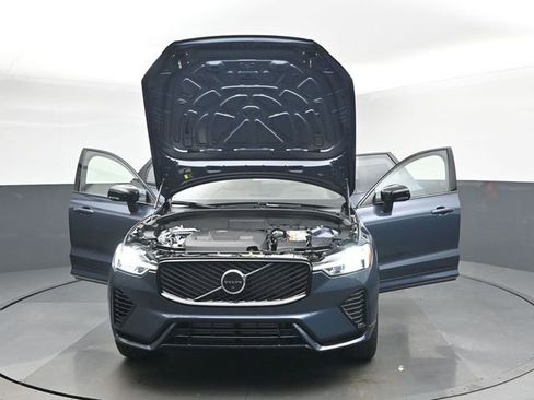 New 2026 Volvo XC60 T8 Plus w/ Protection Package Premier image 53